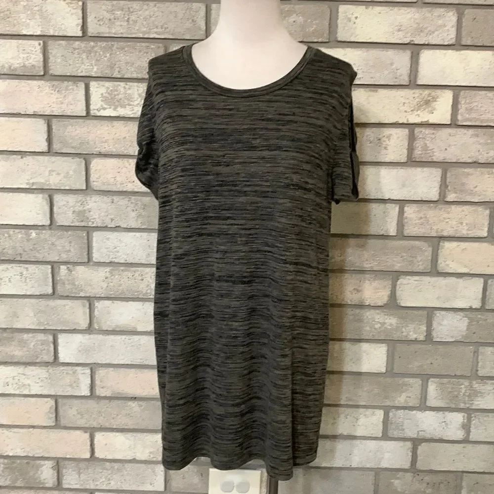3for$20 long top size large